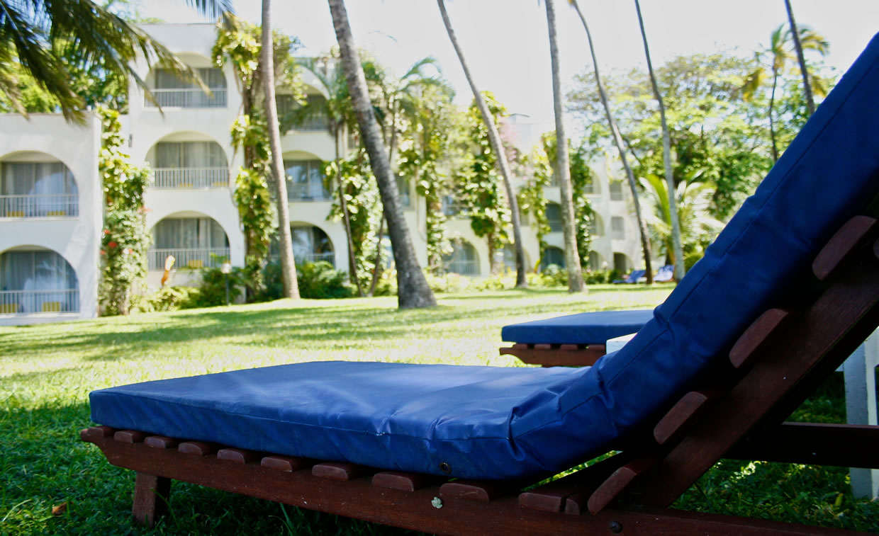 Plaza Beach Hotel image 2